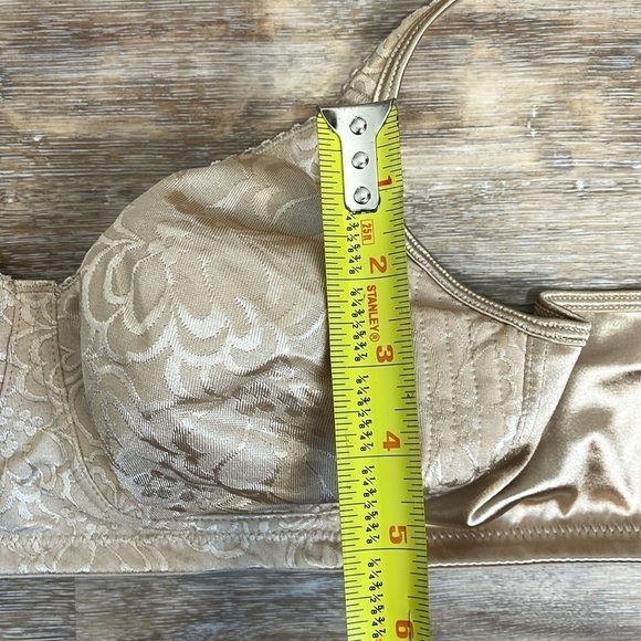 Playtex 18 Hour Bra Ultimate Lift & Support 38 D Nude Wireless Full Coverage 2pk - Picture 9 of 15